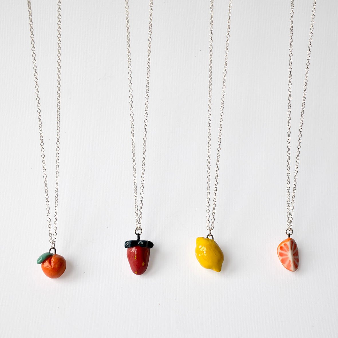 collier fruits